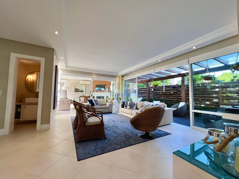 Me cerco dessa energia que o azul do mar traz.: 45ª foto da galeria de imagens do imóvel