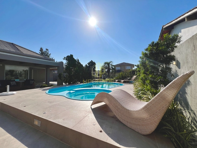 Me cerco dessa energia que o azul do mar traz.: 9ª foto da galeria de imagens do imóvel