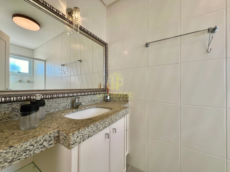 Me cerco dessa energia que o azul do mar traz.: 50ª foto da galeria de imagens do imóvel