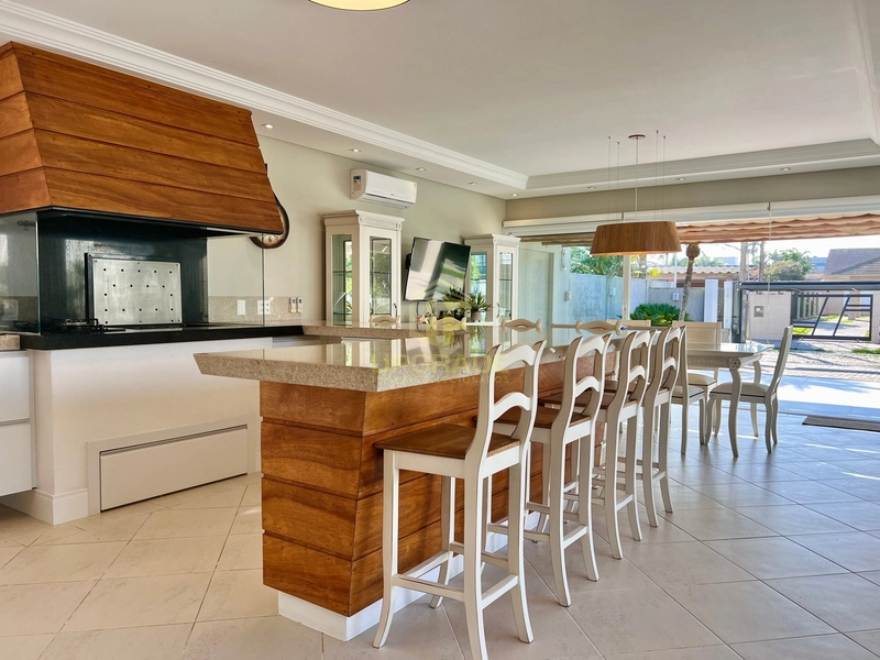 Me cerco dessa energia que o azul do mar traz.: 48ª foto da galeria de imagens do imóvel