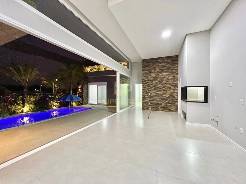 Sob o sol e junto ao mar, a vida é mais leve e bela!: 3ª foto da galeria de imagens do imóvel