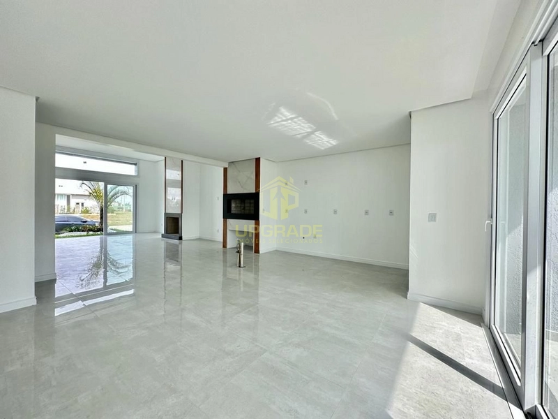 Tirou os chinelos…Tocou a areia, admirou o mar e se sentiu em casa: 13ª foto da galeria de imagens do imóvel