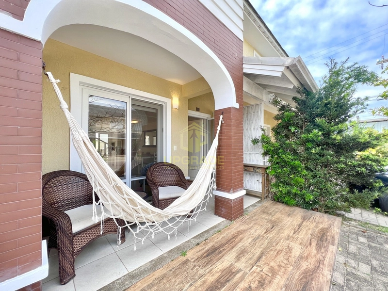 Que os dias sejam de sol, praia, vibe positiva e muita alegria.