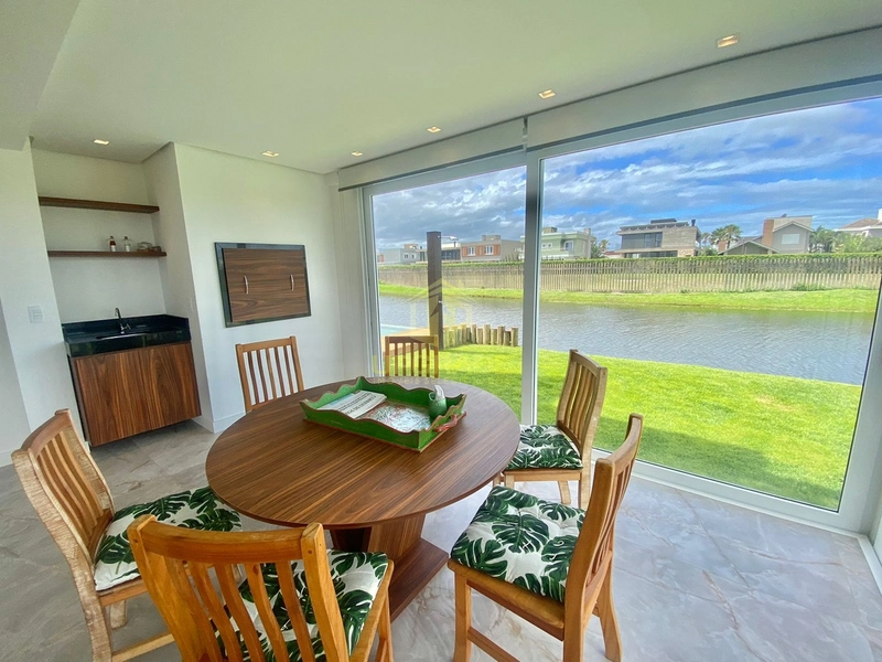 Que os dias sejam de sol, praia, vibe positiva e muita alegria.: 15ª foto da galeria de imagens do imóvel