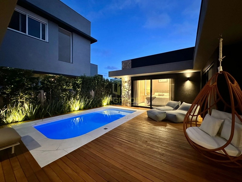 Linda casa com design moderno e com aquele aconchego...: 14ª foto da galeria de imagens do imóvel