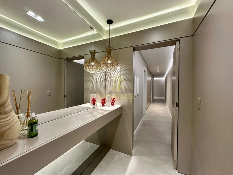 Linda casa com design moderno e com aquele aconchego...: 30ª foto da galeria de imagens do imóvel