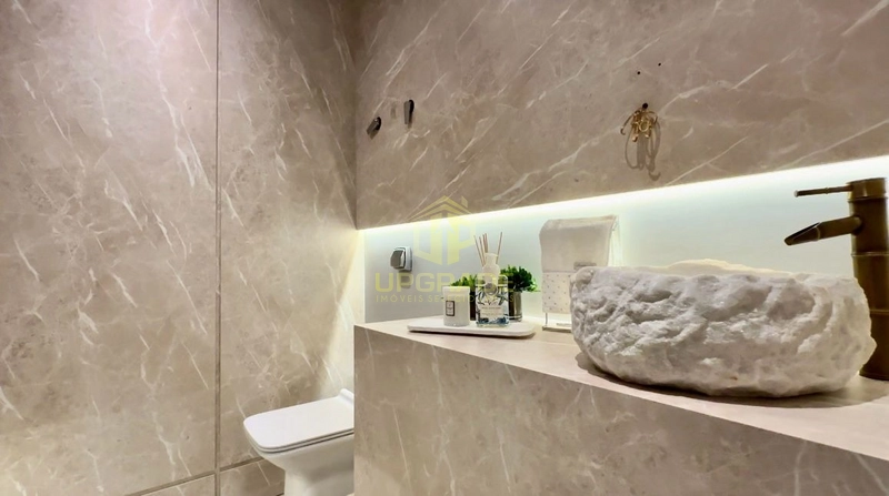 Linda casa com design moderno e com aquele aconchego...: 8ª foto da galeria de imagens do imóvel