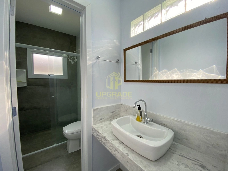 Linda casa na praia...: 6ª foto da galeria de imagens do imóvel