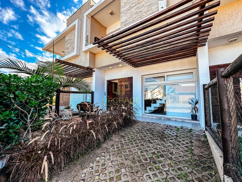 Imagine uma nova história para sua vida e acredite nela.