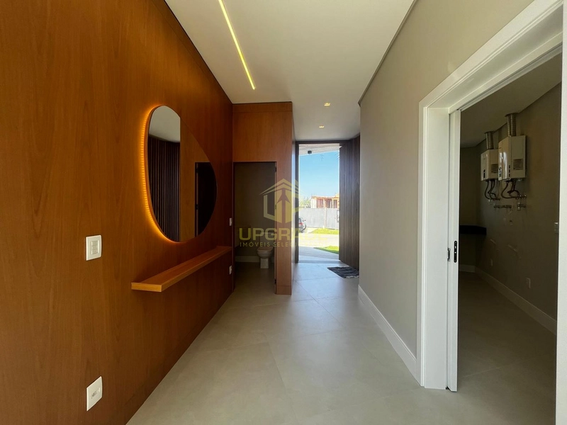 A felicidade se encontra em um bom livro lido na praia.: 29ª foto da galeria de imagens do imóvel