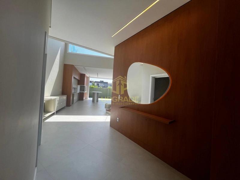 A felicidade se encontra em um bom livro lido na praia.: 33ª foto da galeria de imagens do imóvel