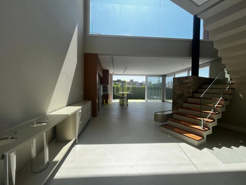 A felicidade se encontra em um bom livro lido na praia.: 30ª foto da galeria de imagens do imóvel