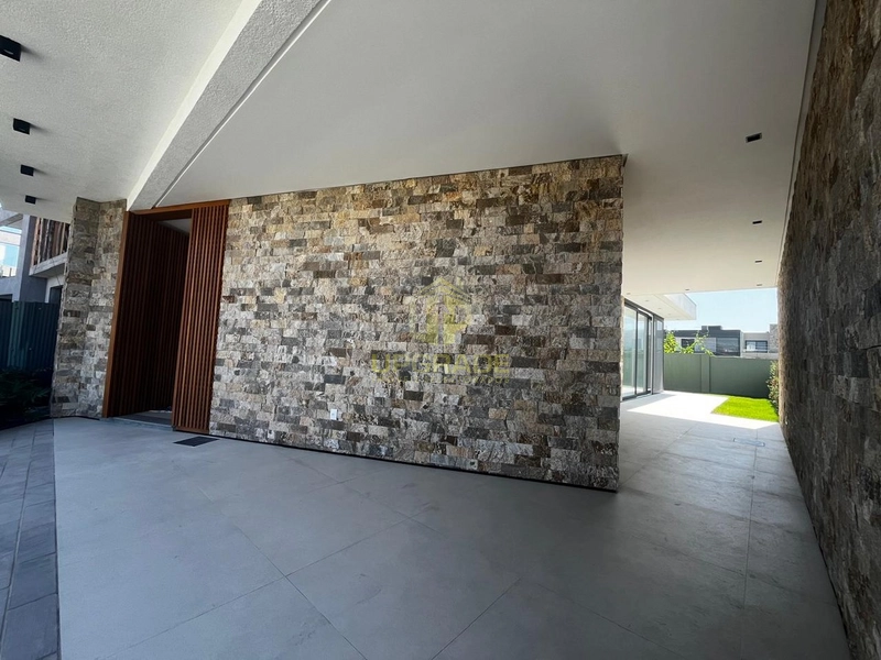 A felicidade se encontra em um bom livro lido na praia.: 35ª foto da galeria de imagens do imóvel