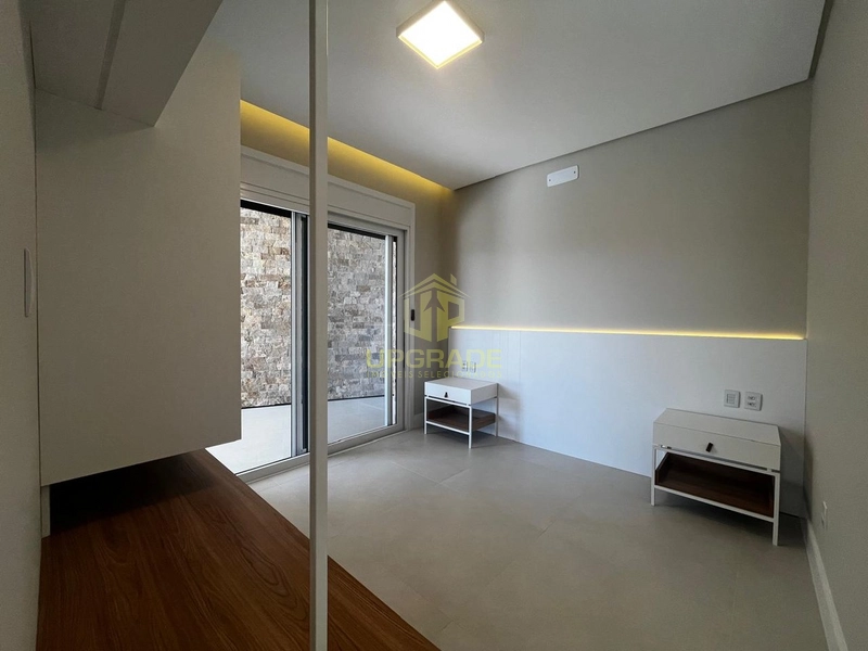 A felicidade se encontra em um bom livro lido na praia.: 27ª foto da galeria de imagens do imóvel