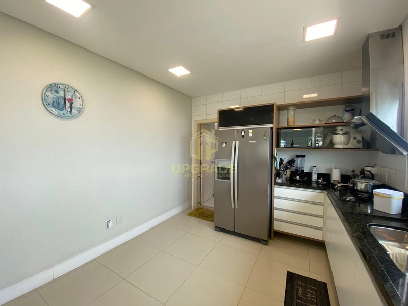 A felicidade se encontra em um bom livro lido na praia.: 6ª foto da galeria de imagens do imóvel