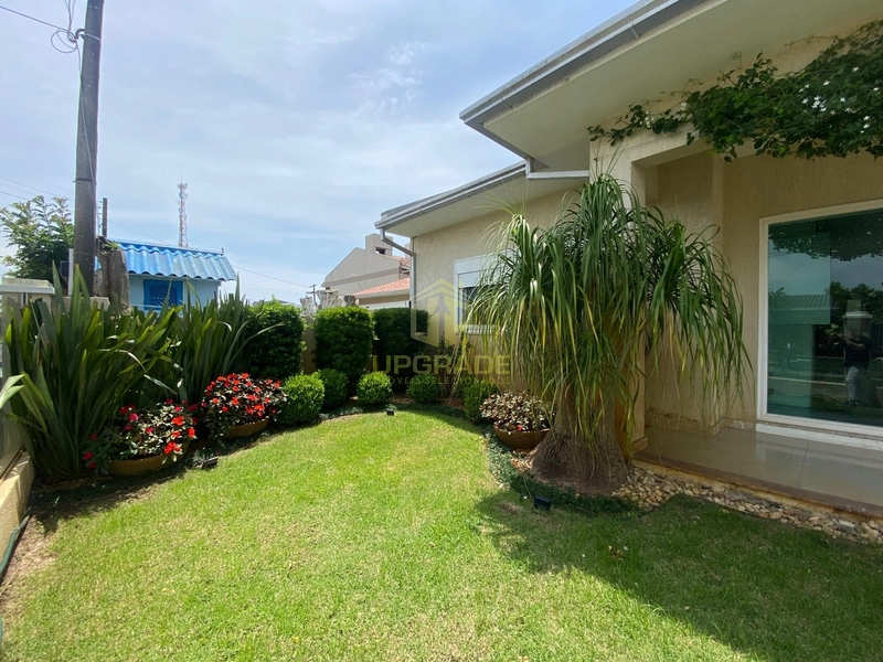 A felicidade se encontra em um bom livro lido na praia.: 12ª foto da galeria de imagens do imóvel