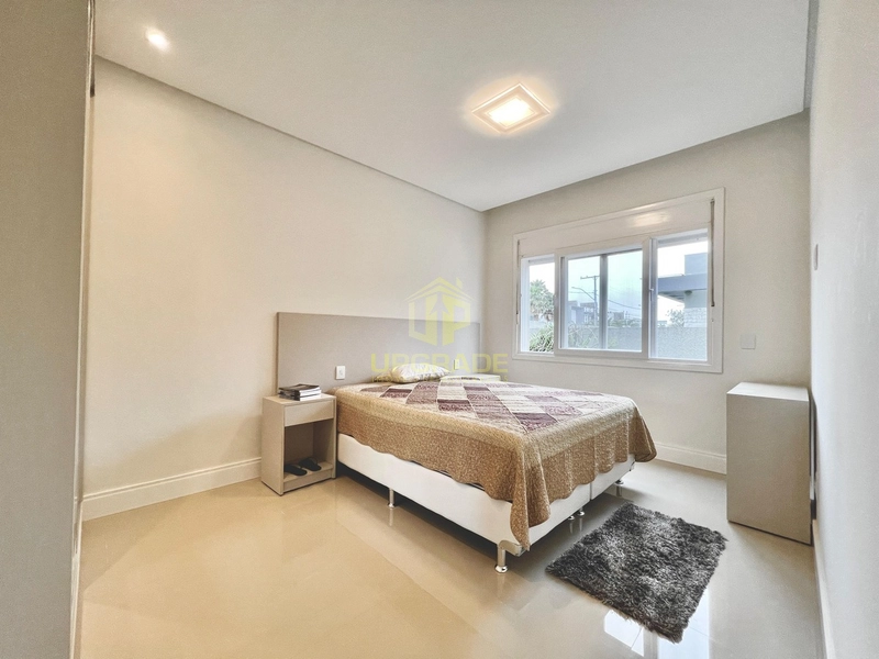 Depois de tanto esforço, a melhor recompensa é ver esse mar azul: 28ª foto da galeria de imagens do imóvel