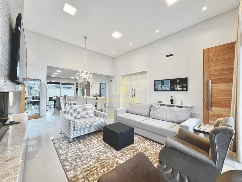 Depois de tanto esforço, a melhor recompensa é ver esse mar azul: 29ª foto da galeria de imagens do imóvel