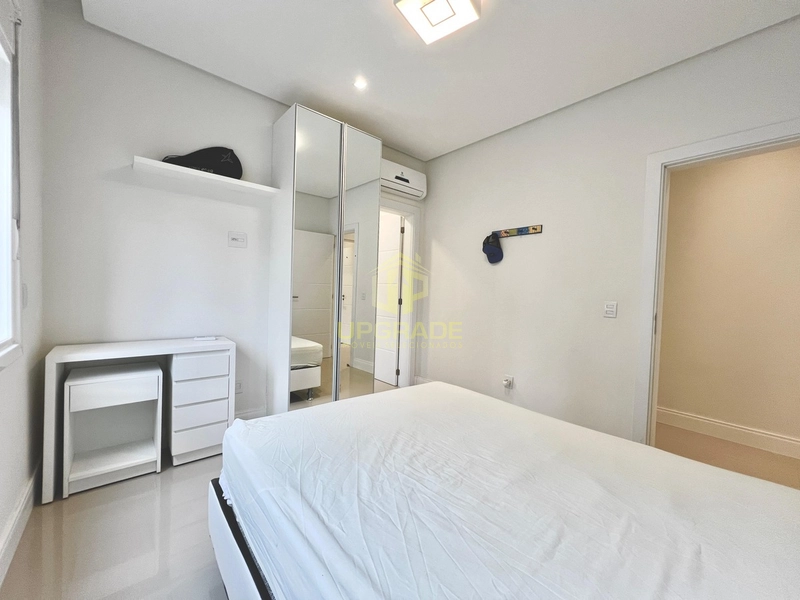 Depois de tanto esforço, a melhor recompensa é ver esse mar azul: 18ª foto da galeria de imagens do imóvel