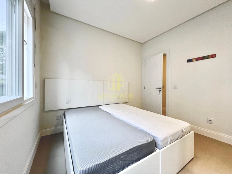 Depois de tanto esforço, a melhor recompensa é ver esse mar azul: 7ª foto da galeria de imagens do imóvel