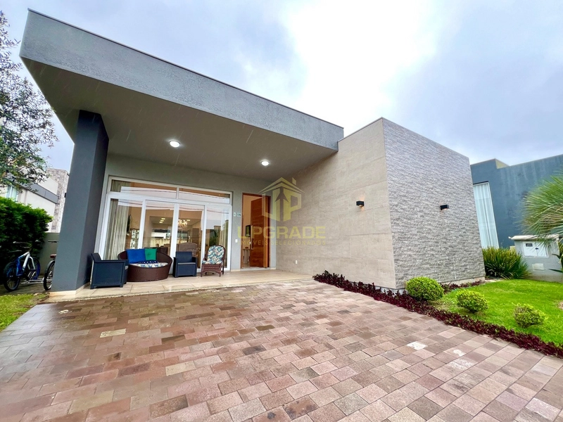 Depois de tanto esforço, a melhor recompensa é ver esse mar azul