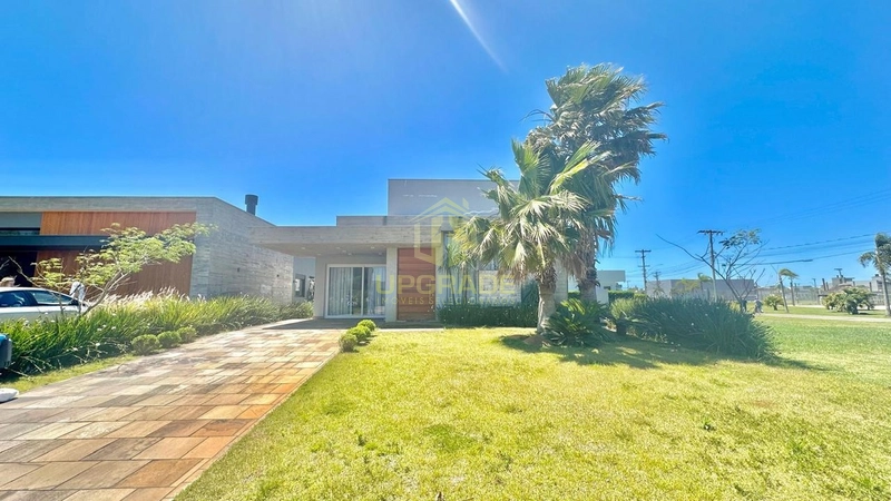 A vida é muito importante para ser levada a sério.