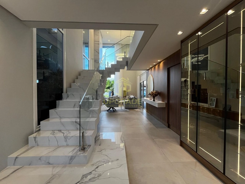 Um verdadeiro espetáculo com vista para o lago.: 39ª foto da galeria de imagens do imóvel