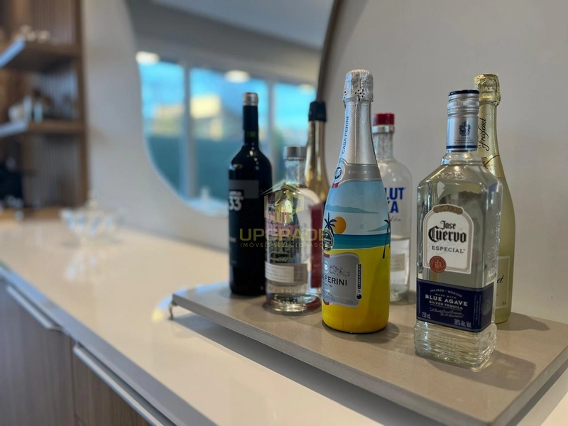 Um verdadeiro espetáculo com vista para o lago.: 28ª foto da galeria de imagens do imóvel