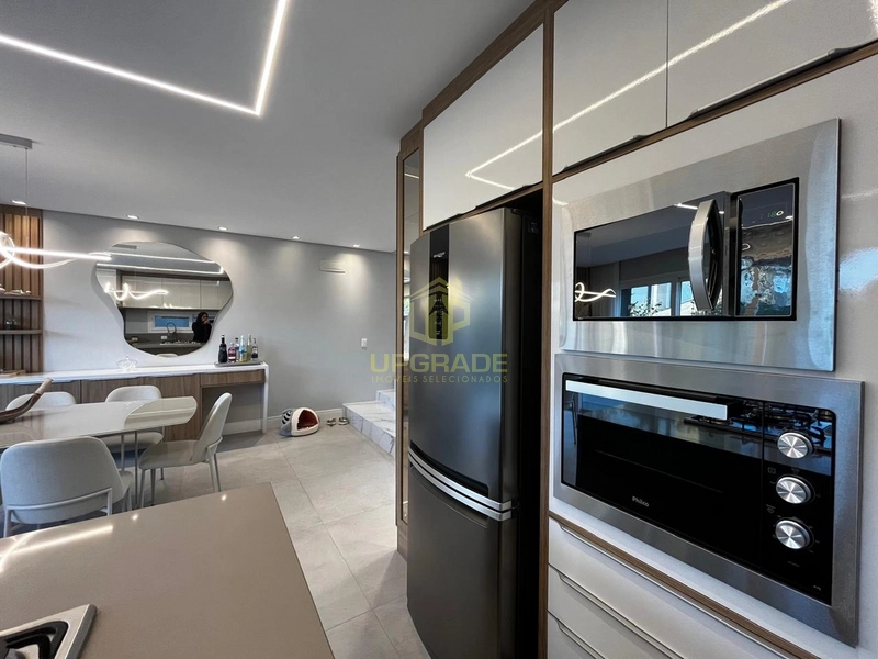 Um verdadeiro espetáculo com vista para o lago.: 22ª foto da galeria de imagens do imóvel