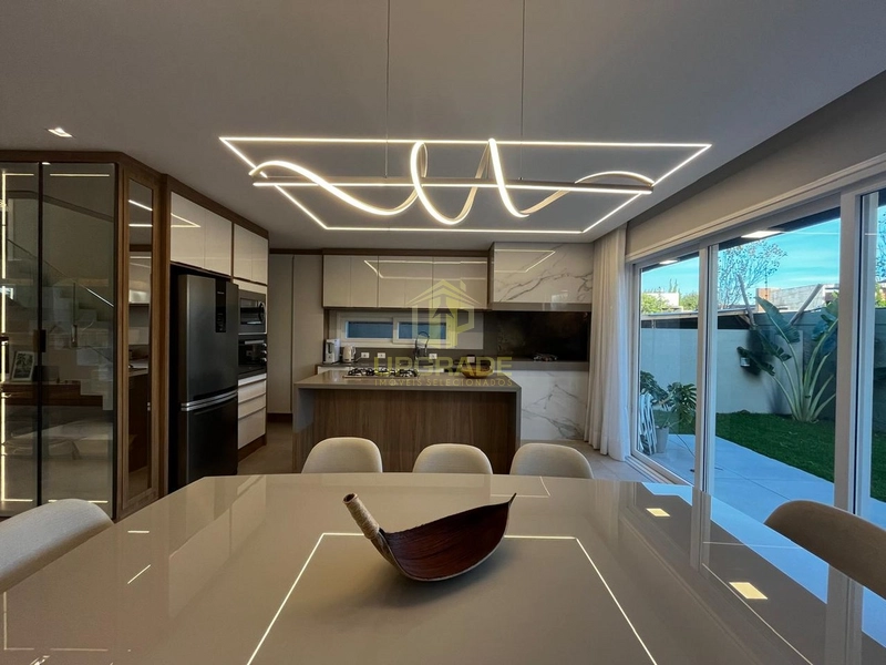 Um verdadeiro espetáculo com vista para o lago.: 26ª foto da galeria de imagens do imóvel