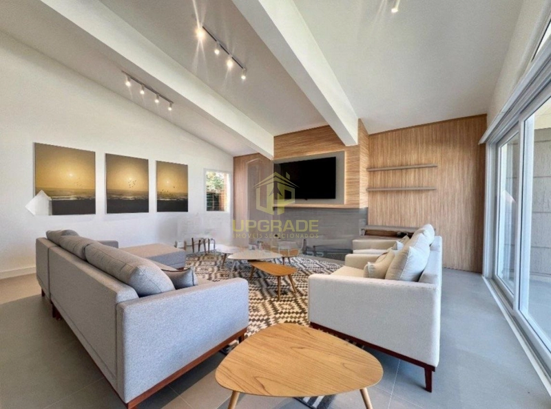 Próximo do mar e do centro de Atlântida: 4ª foto da galeria de imagens do imóvel