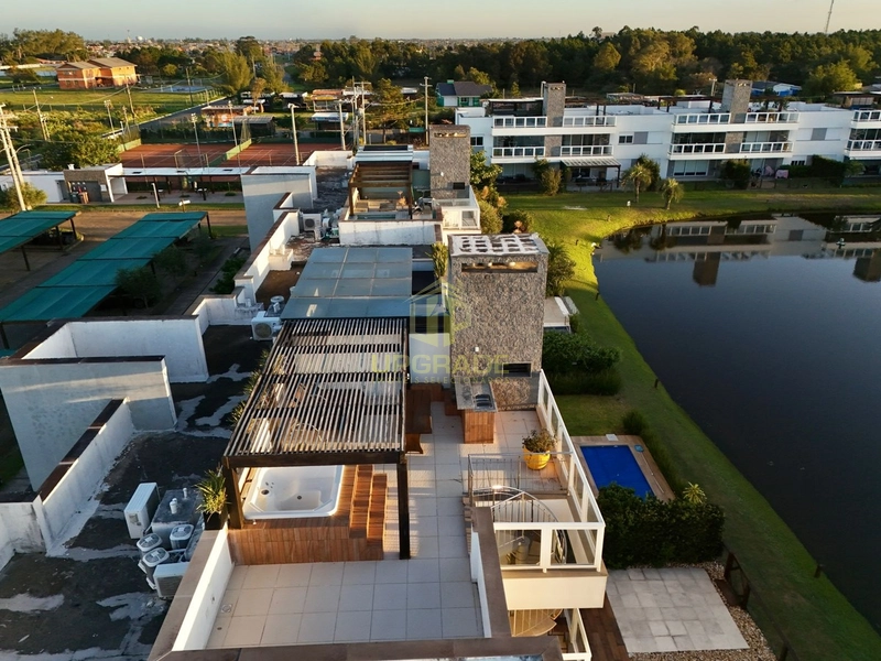 Sol, praia e férias...: 7ª foto da galeria de imagens do imóvel