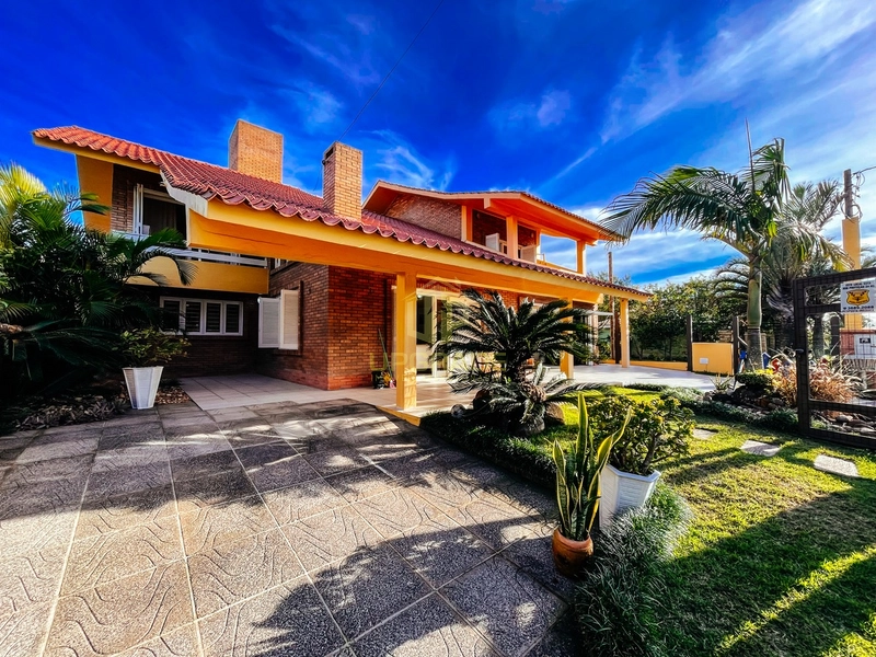 Incrível oportunidade de adquirir um sobrado espetacular...