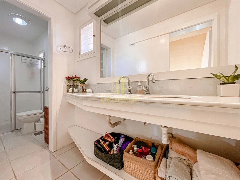 Incrível oportunidade de adquirir um sobrado espetacular...: 9ª foto da galeria de imagens do imóvel