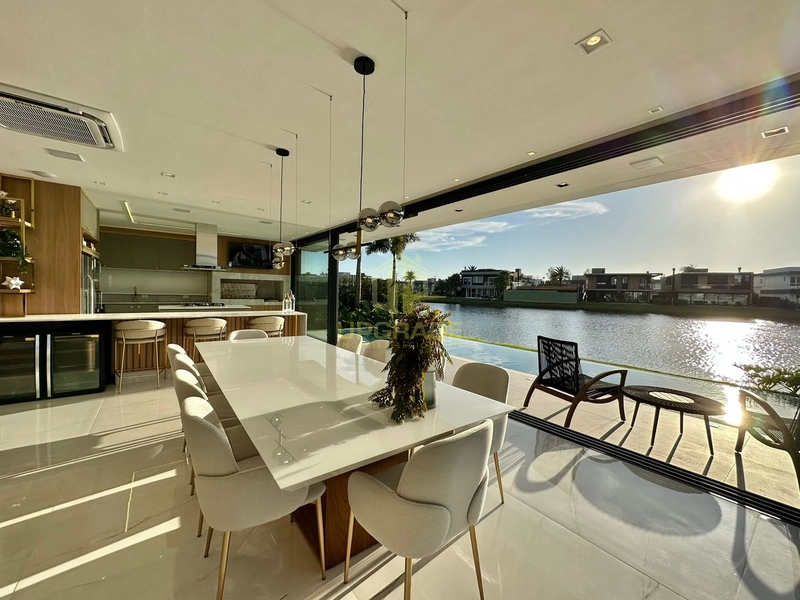 A vida é mais feliz na praia: 78ª foto da galeria de imagens do imóvel