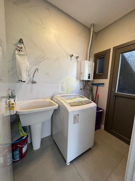 Persistir sempre, desistir nunca!: 2ª foto da galeria de imagens do imóvel