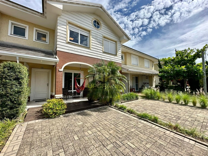 Lar é onde o nosso coração encontra seu ponto de paz e tranquilidade.