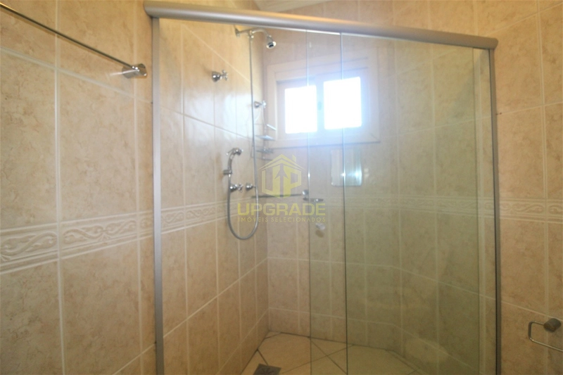 Um encanto de sobrado com piscina na região do Caburé em Atlântida.: 2ª foto da galeria de imagens do imóvel