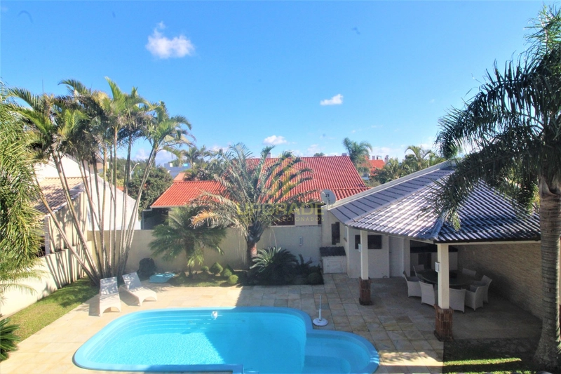 Um encanto de sobrado com piscina na região do Caburé em Atlântida.: 4ª foto da galeria de imagens do imóvel