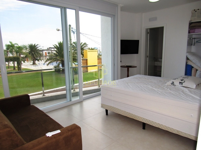 Sobrado com ótima localização de esquina em alto padrão!: 18ª foto da galeria de imagens do imóvel