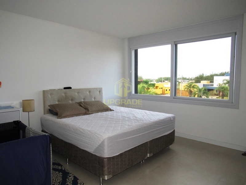 Sobrado com ótima localização de esquina em alto padrão!: 12ª foto da galeria de imagens do imóvel