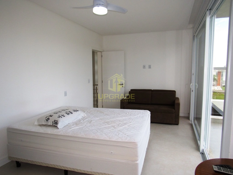 Sobrado com ótima localização de esquina em alto padrão!: 17ª foto da galeria de imagens do imóvel