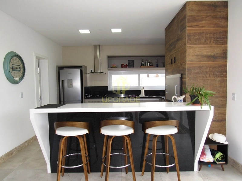 Sobrado com ótima localização de esquina em alto padrão!: 29ª foto da galeria de imagens do imóvel