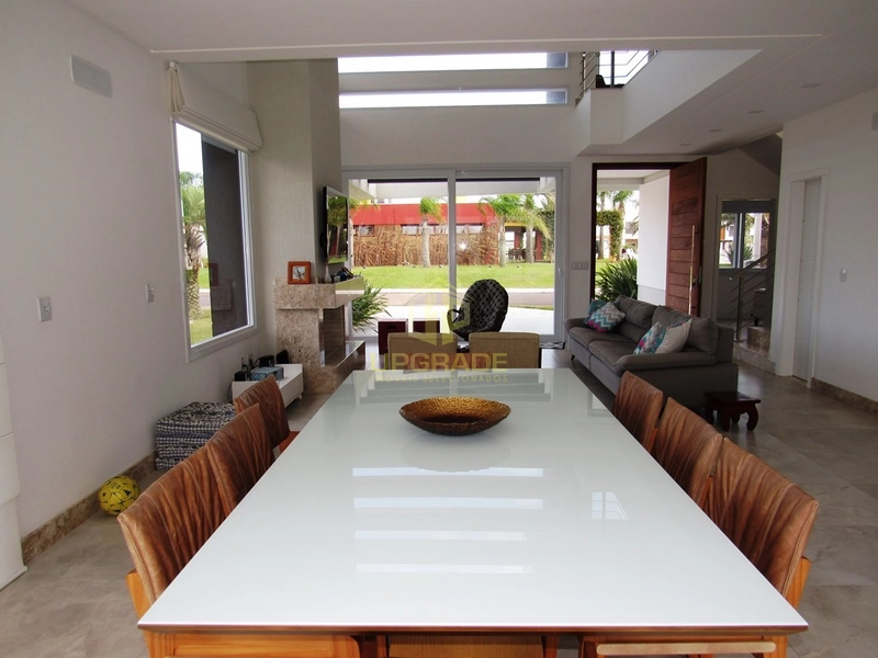 Sobrado com ótima localização de esquina em alto padrão!: 26ª foto da galeria de imagens do imóvel