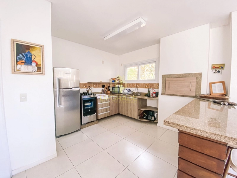 Viver é a coisa mais rara do mundo. A maioria das pessoas só existem!: 15ª foto da galeria de imagens do imóvel