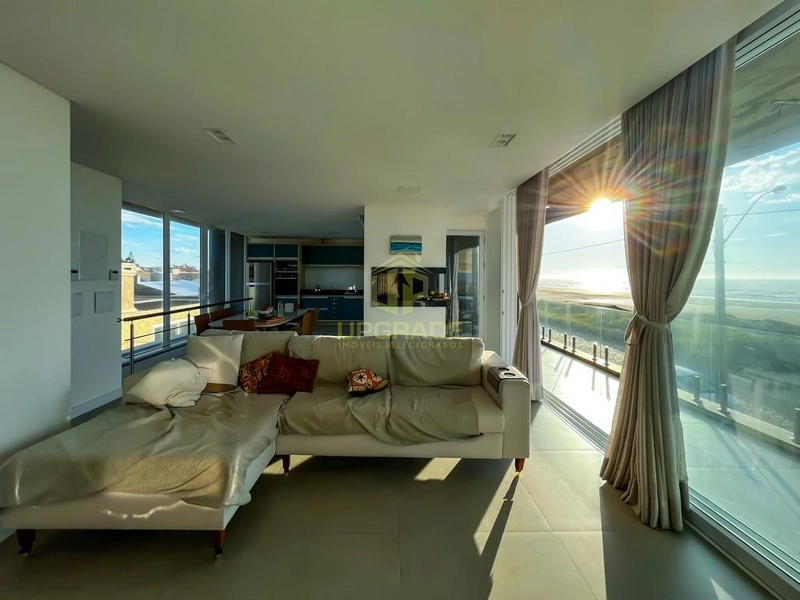 Com uma arquitetura moderna e uma vista de aquecer o coração...: 42ª foto da galeria de imagens do imóvel