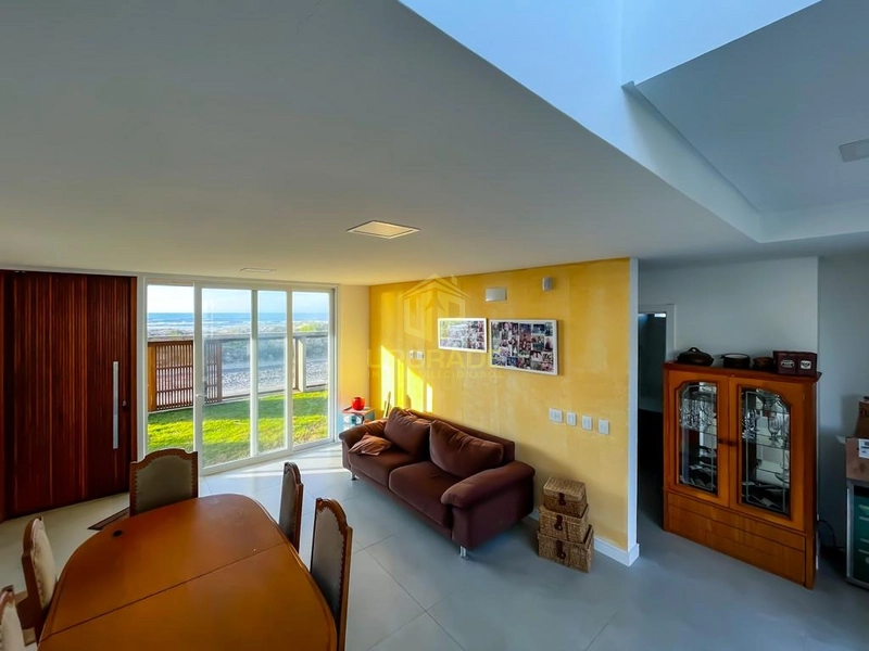 Com uma arquitetura moderna e uma vista de aquecer o coração...: 21ª foto da galeria de imagens do imóvel