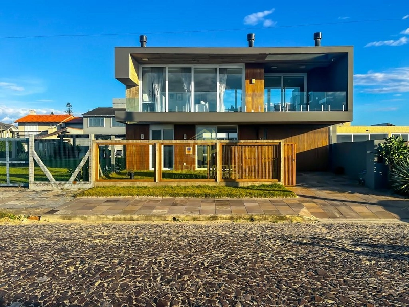 Com uma arquitetura moderna e uma vista de aquecer o coração...: 11ª foto da galeria de imagens do imóvel