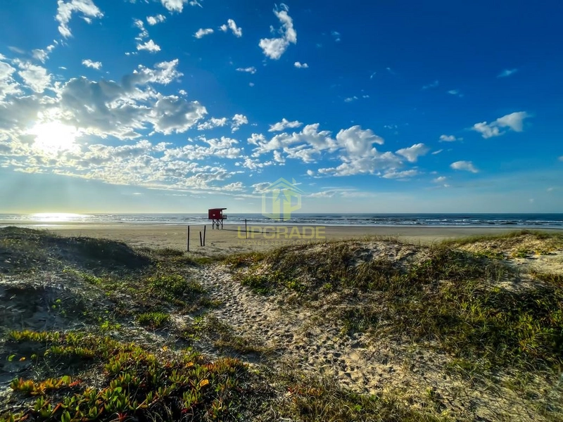 Com uma arquitetura moderna e uma vista de aquecer o coração...: 13ª foto da galeria de imagens do imóvel