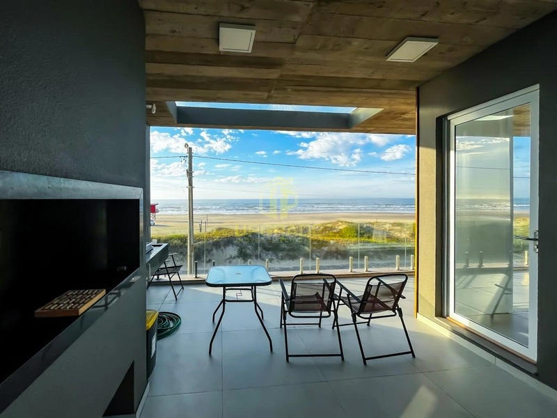 Com uma arquitetura moderna e uma vista de aquecer o coração...: 20ª foto da galeria de imagens do imóvel